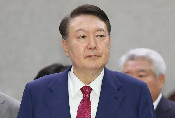 哈尔滨股票配资公司 韩特检组申请拘留尹锡悦 嫌疑重大待审